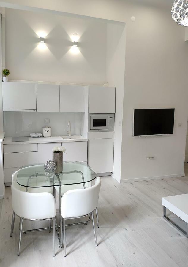 Luxurios And Historic Apartment "Shine" - Right On The Main Square زغرب المظهر الخارجي الصورة