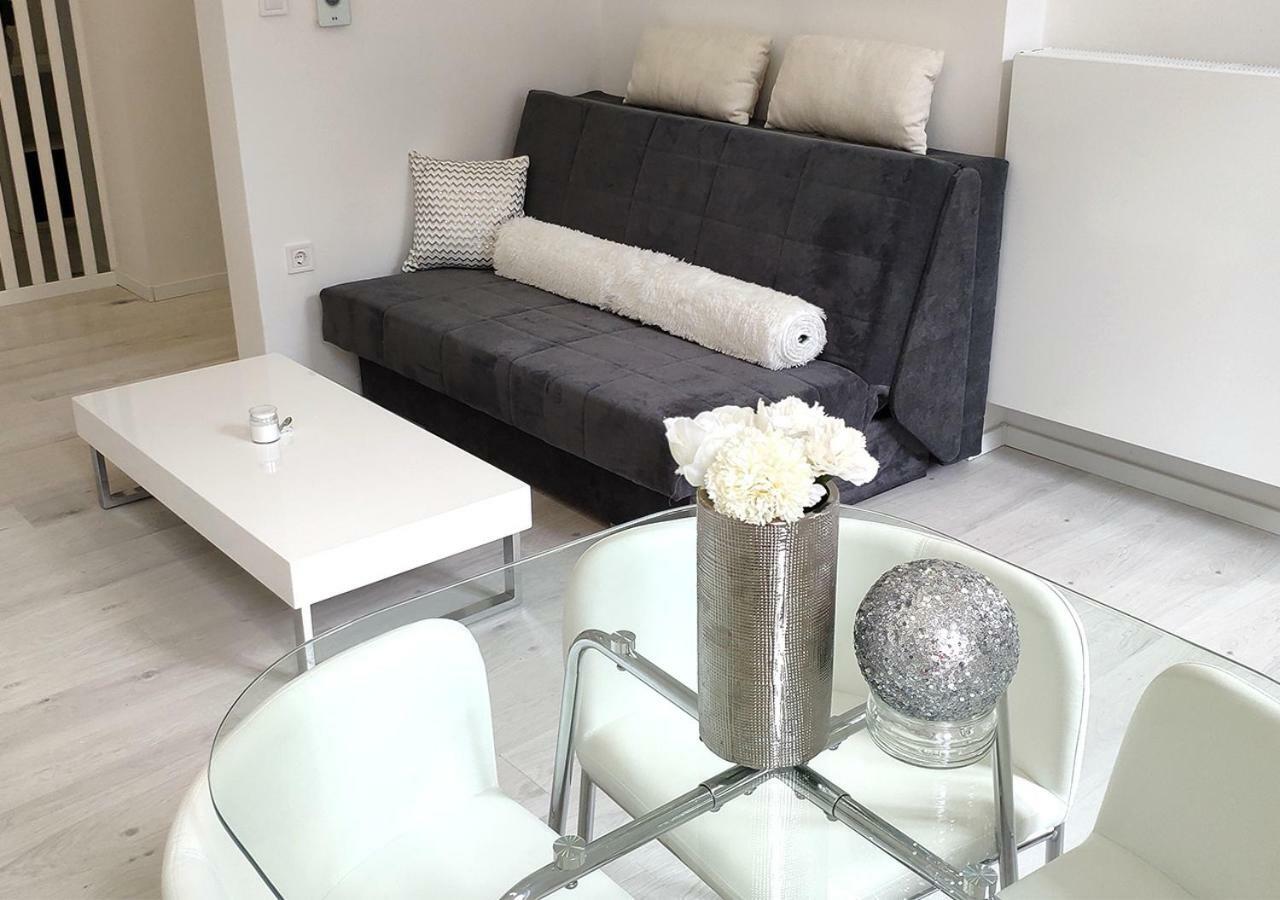 Luxurios And Historic Apartment "Shine" - Right On The Main Square زغرب المظهر الخارجي الصورة